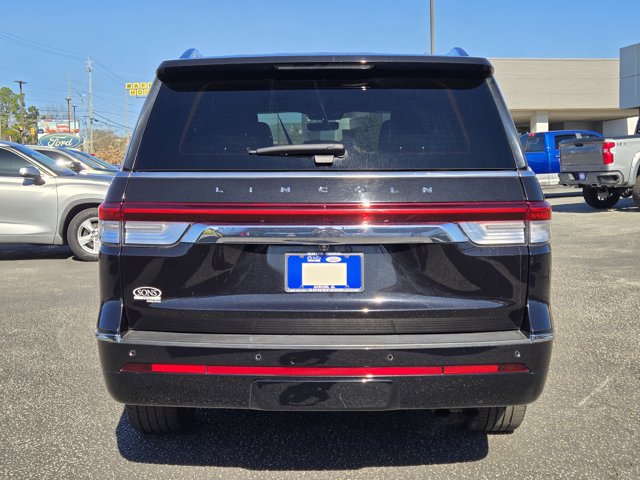 Used 2024 Lincoln Navigator - photo 9