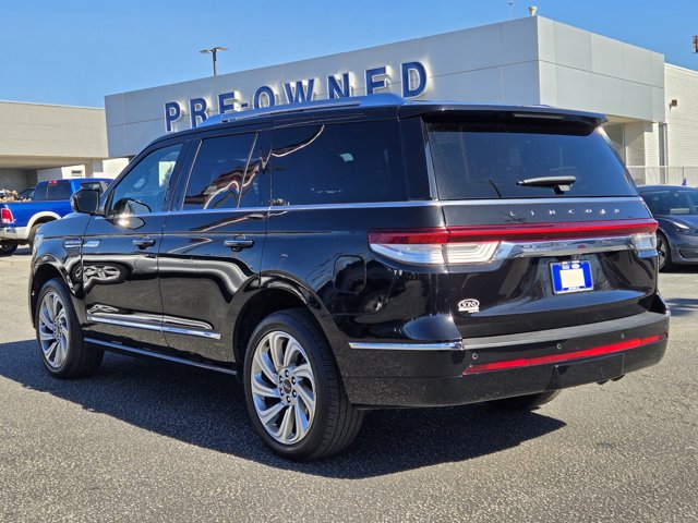 Used 2024 Lincoln Navigator - photo 10