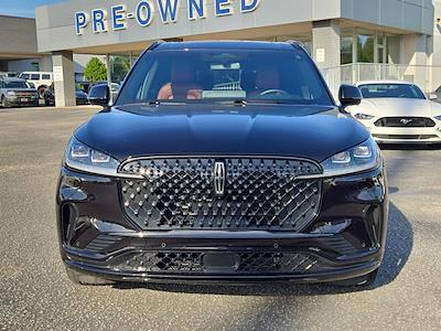 Used 2025 Lincoln Aviator - photo 2