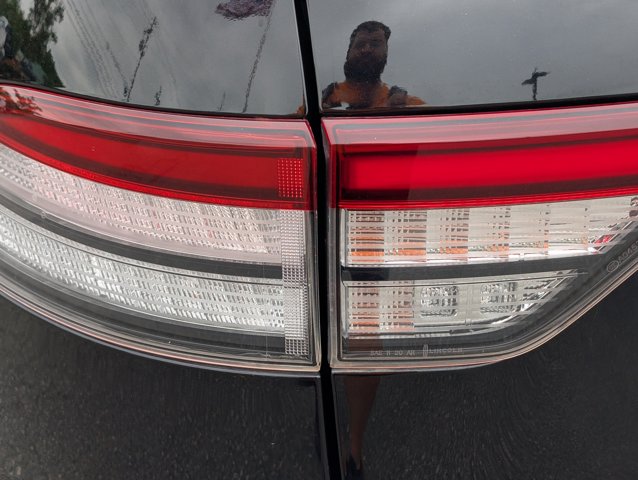 Used 2021 Lincoln Aviator - photo 10