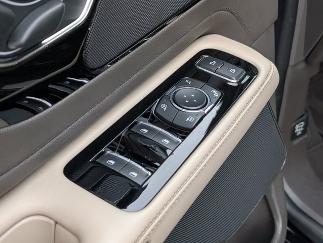 Used 2021 Lincoln Aviator - photo 14