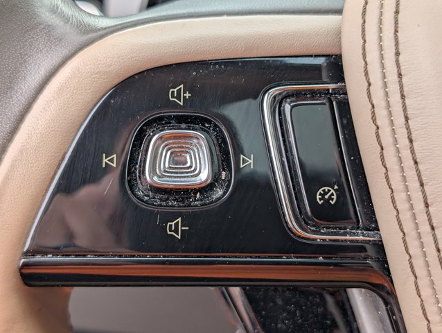Used 2021 Lincoln Aviator - photo 17