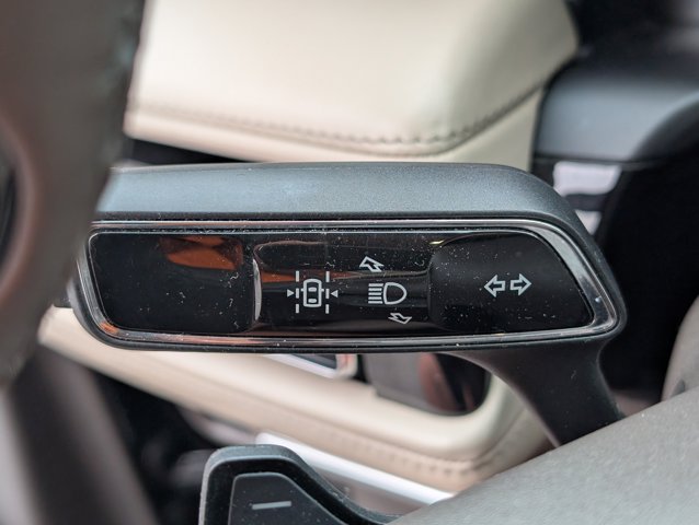 Used 2021 Lincoln Aviator - photo 24