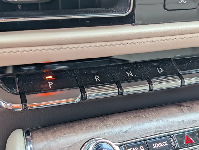 Used 2021 Lincoln Aviator - photo 27