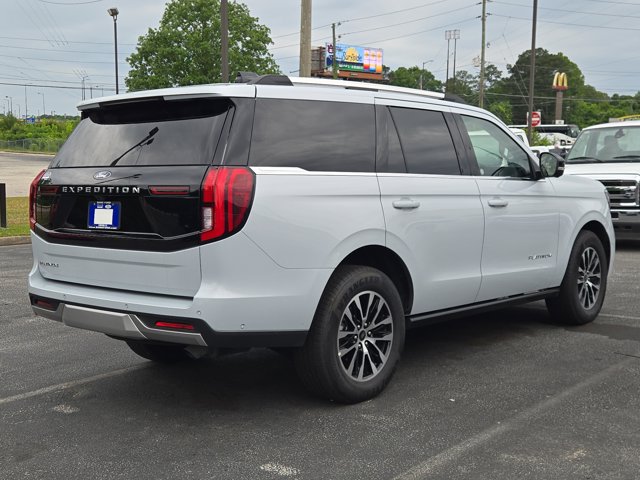 Used 2025 Ford Expedition - photo 6