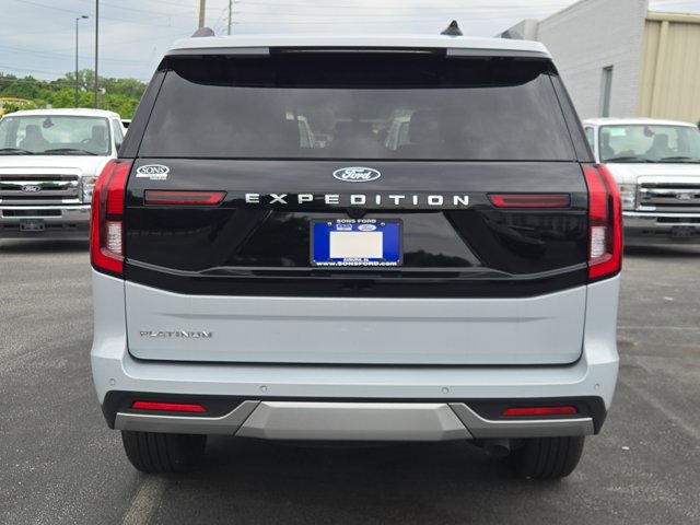Used 2025 Ford Expedition - photo 7