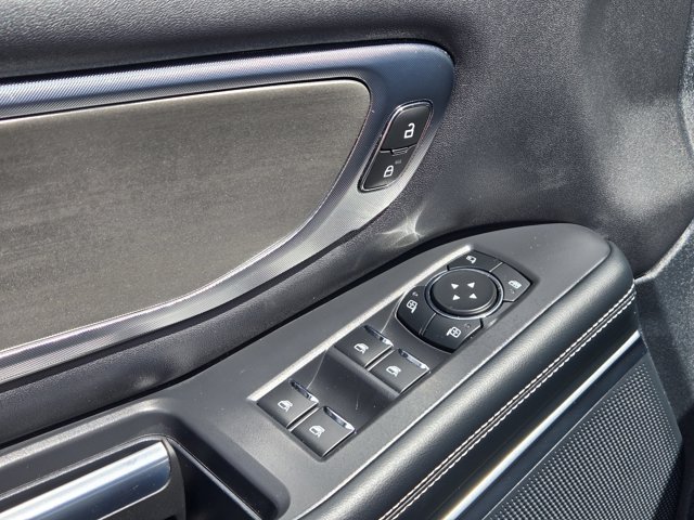 Used 2025 Ford Expedition - photo 16
