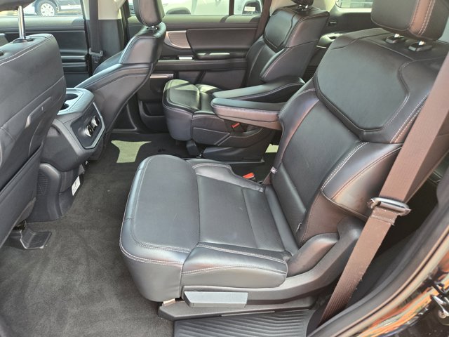 Used 2025 Ford Expedition - photo 20