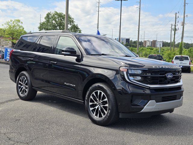 Used 2025 Ford Expedition - photo 7