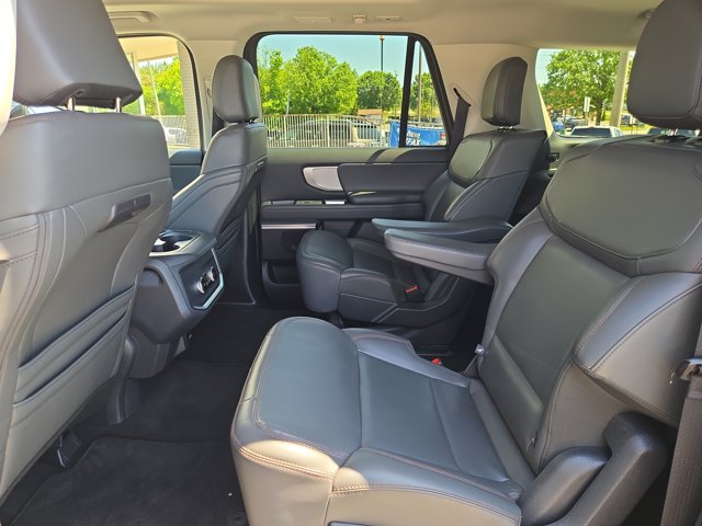 Used 2025 Ford Expedition MAX - photo 12