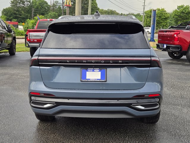 Used 2026 Lincoln Nautilus - photo 1
