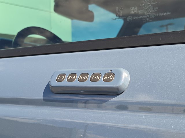 Used 2023 Ford Bronco - photo 15