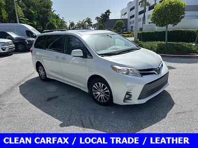 2020 Toyota Sienna 4x2 Minivan for sale #REA63176A - photo 1
