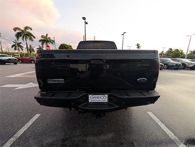 2005 Ford F-250 Crew Cab 4x4 Pickup for sale #SEC95808B - photo 2