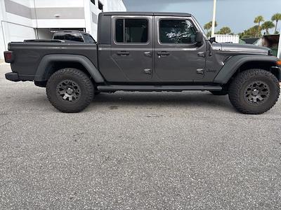 Used 2020 Jeep Gladiator - photo 1
