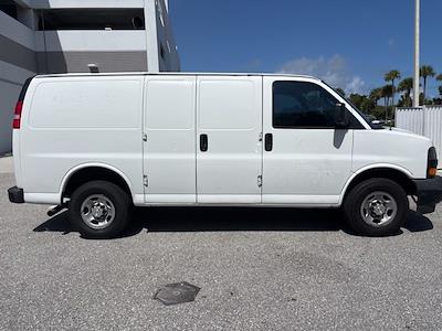 Used 2021 Chevrolet Express 2500 - photo 1