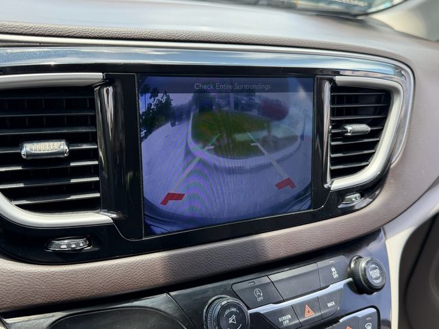Used 2017 Chrysler Pacifica - photo 13