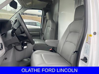 Used 2025 Ford E-450 - photo 1