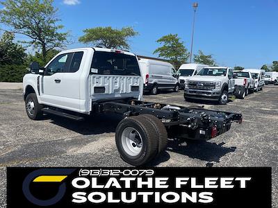 2025 Ford F-350 Super Cab DRW 4x4 Cab Chassis for sale #C51169 - photo 2