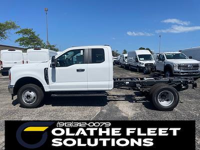 New 2025 Ford F-350 - photo 1