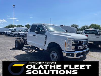 New 2025 Ford F-350 - photo 1