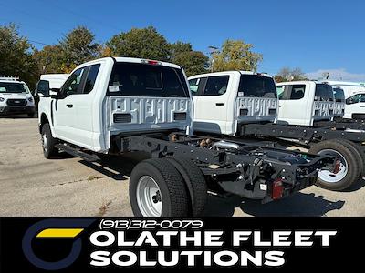 2025 Ford F-350 Super Cab DRW 4WD Cab Chassis for sale #C51191 - photo 2