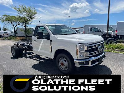 2025 Ford F-350 Regular Cab DRW 4WD Cab Chassis for sale #C51192 - photo 1