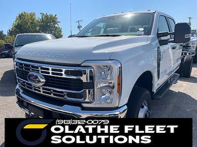 2025 Ford F-350 Crew Cab DRW 4x4 Cab Chassis for sale #C51317 - photo 1