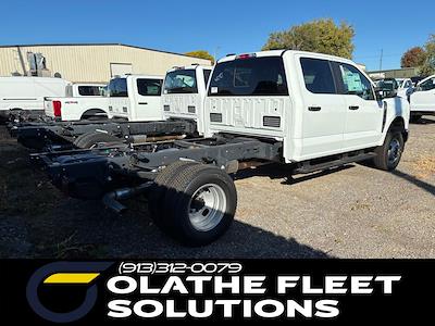 2025 Ford F-350 Crew Cab DRW 4WD Cab Chassis for sale #C51319 - photo 2