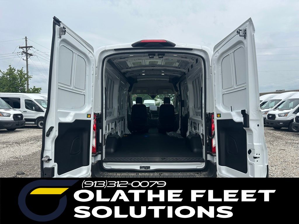 New 2026 Ford Transit 150 - photo 2