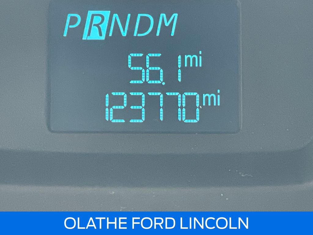 Used 2017 Ford Transit 250 - photo 12