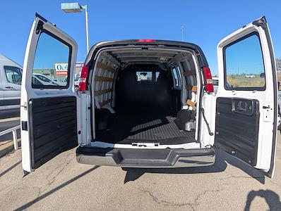 Used 2022 GMC Savana 2500 - photo 1