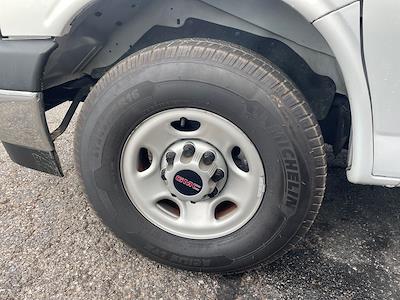 Used 2022 GMC Savana 2500 - photo 1