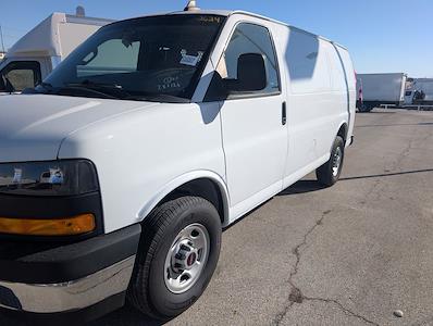 Used 2022 GMC Savana 2500 - photo 1