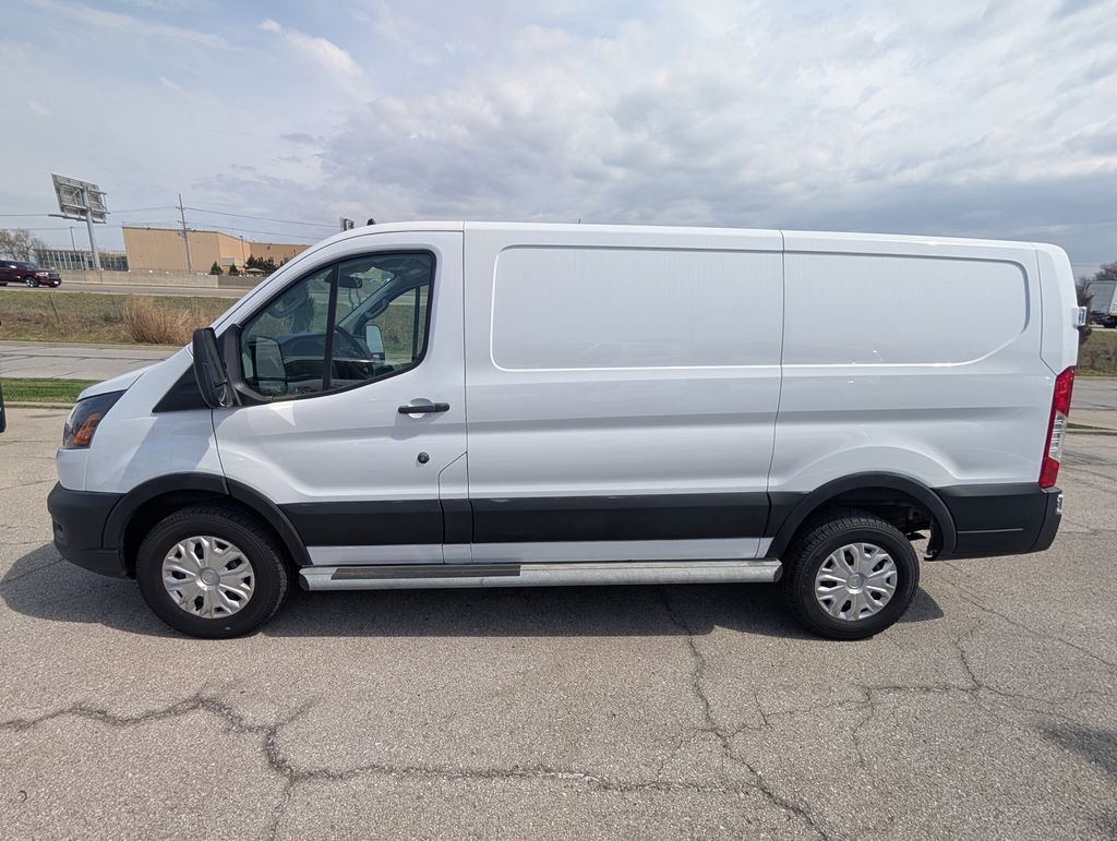 Used 2024 Ford Transit 250 - photo 5