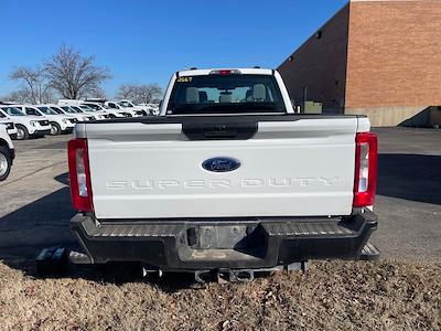 Used 2025 Ford F-350 - photo 1