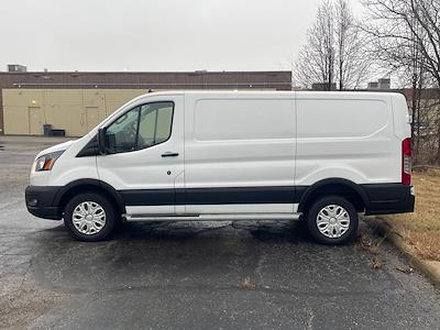 Used 2024 Ford Transit 250 - photo 1