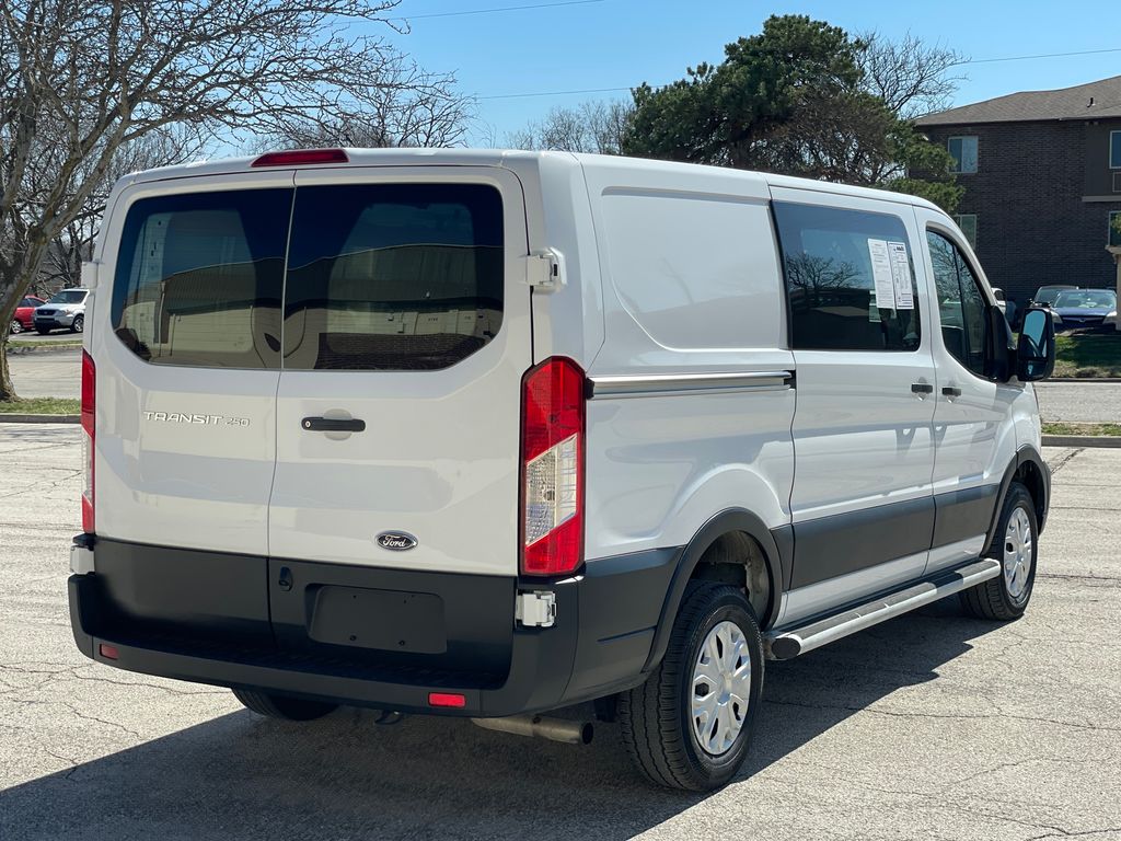 Used 2024 Ford Transit 250 - photo 7