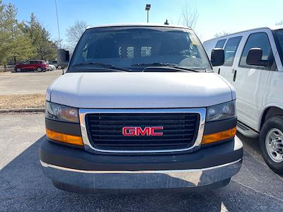 Used 2024 GMC Savana 2500 - photo 1