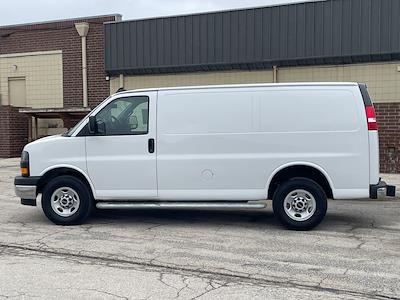 Used 2024 GMC Savana 2500 - photo 1