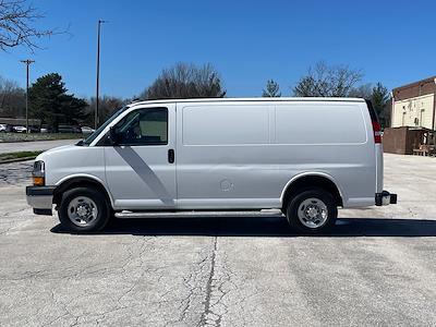 Used 2024 Chevrolet Express 2500 - photo 1