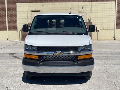 Used 2024 Chevrolet Express 2500 - photo 1
