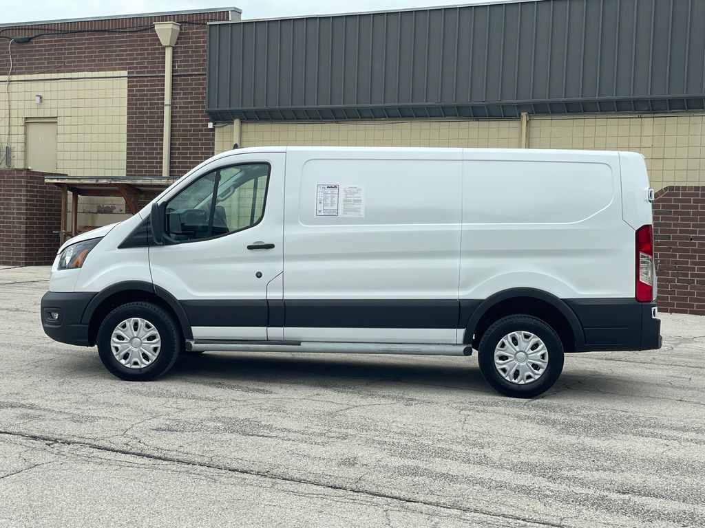 Used 2024 Ford Transit 250 - photo 2