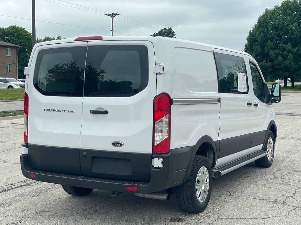 Used 2024 Ford Transit 250 - photo 5