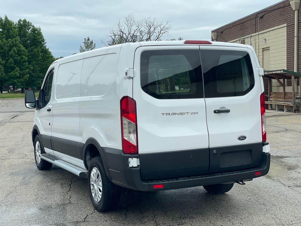 Used 2024 Ford Transit 250 - photo 5