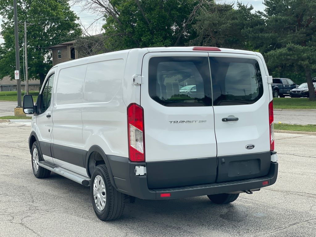 Used 2024 Ford Transit 250 - photo 3