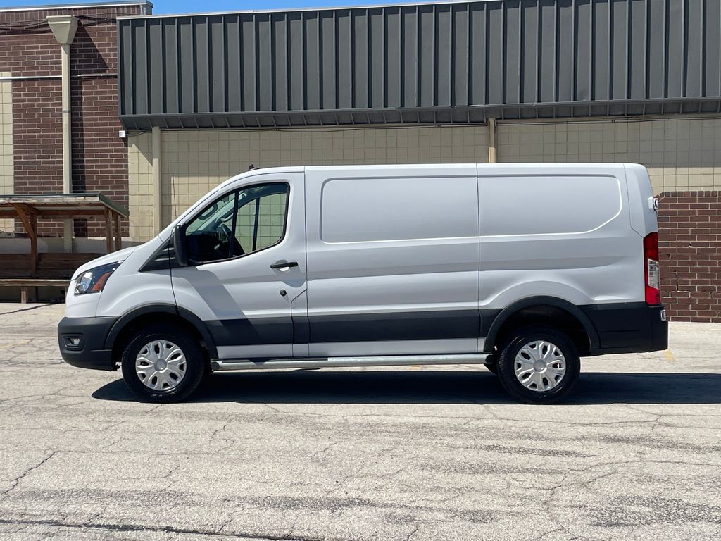 Used 2024 Ford Transit 250 - photo 2
