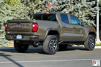 Used 2024 GMC Canyon Crew Cab 4x4 Pickup for sale #325358 - photo 2