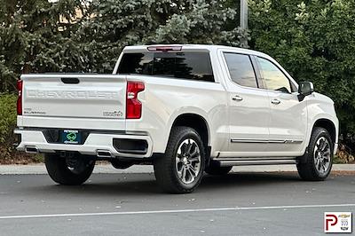 Used 2024 Chevrolet Silverado 1500 Crew Cab 4WD Pickup for sale #325390 - photo 2