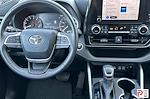 Used 2024 Toyota Highlander AWD SUV for sale #325406 - photo 19